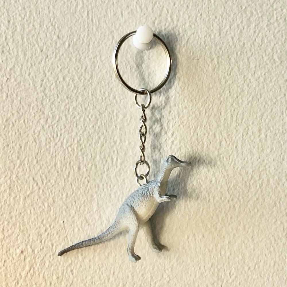 ❤️ Grey Dinosaur Keychain